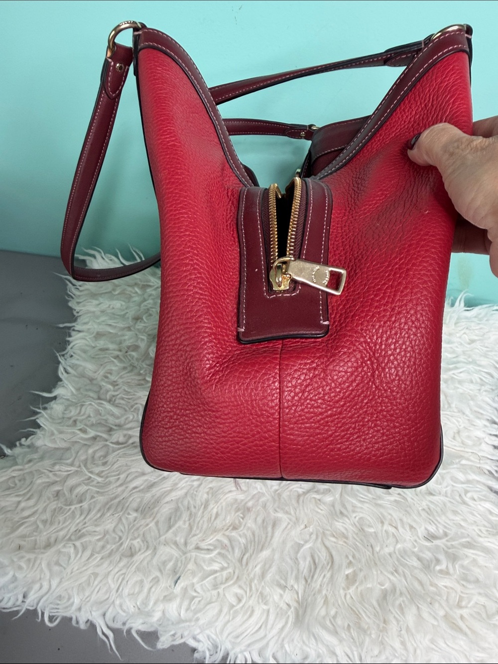 Coach Two-Tone Red Shoulder Bag with Gold Hardware - Picture 15 of 17
